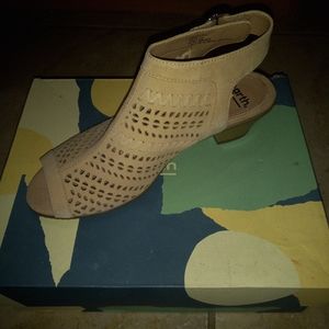 Earth Carson Hamden Shoes